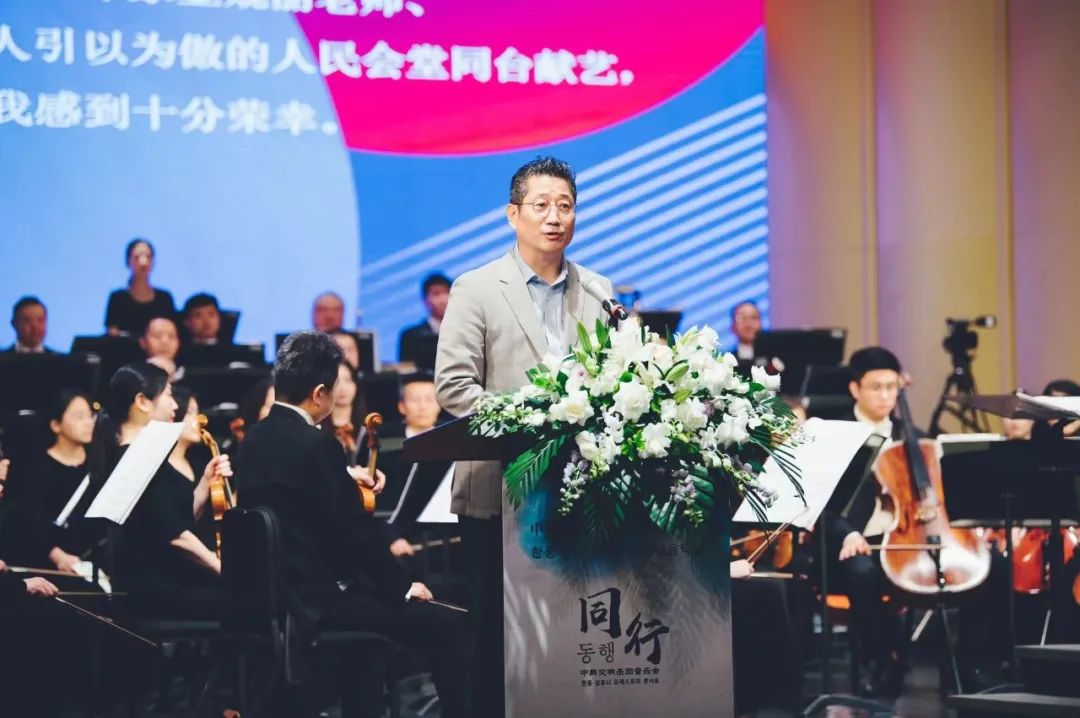 청도인민회당에 아리랑 멜로디 울려퍼졌다;중한수교30주년 기념음악회 청도서 개최